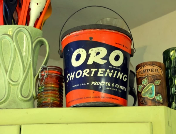 antique shortening pail