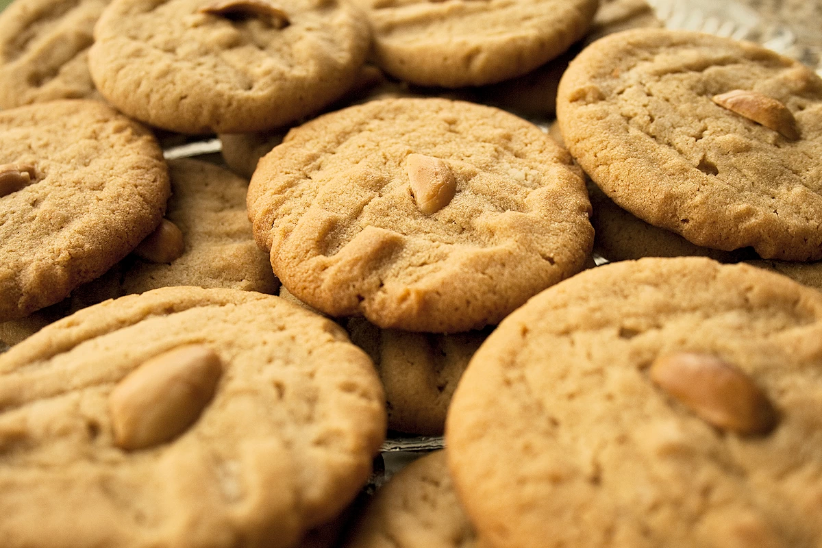 peanut butter cookies made with shortening with peanut on top